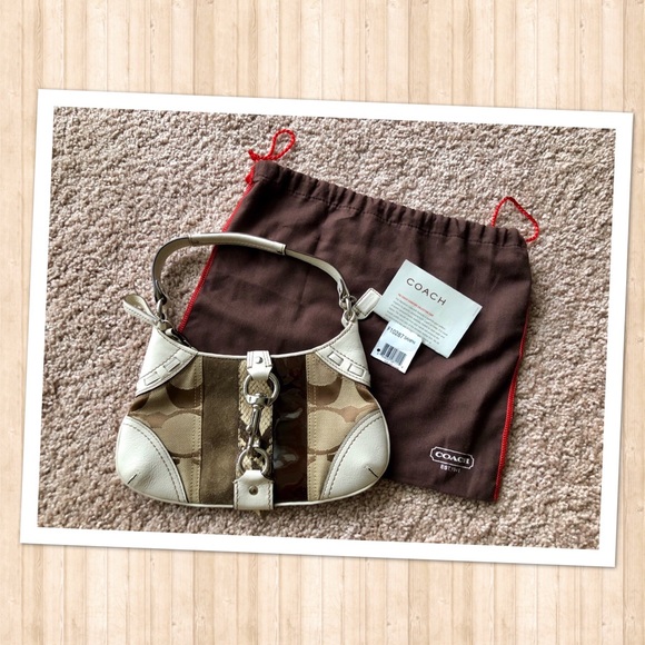 Coach Handbags - Coach purse